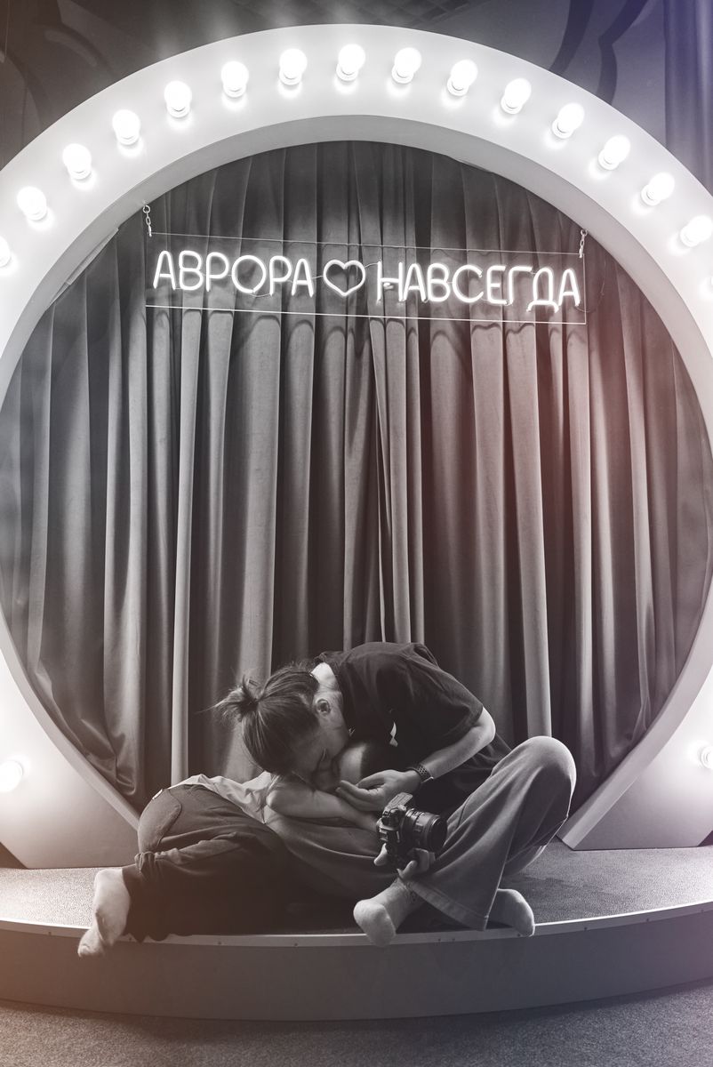 Фотозона и мини-сцена